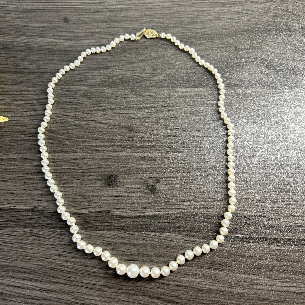 Genuine Pearl Necklace 17” Graduated Knotted 14K Gold Clasp Jewelry Classic
